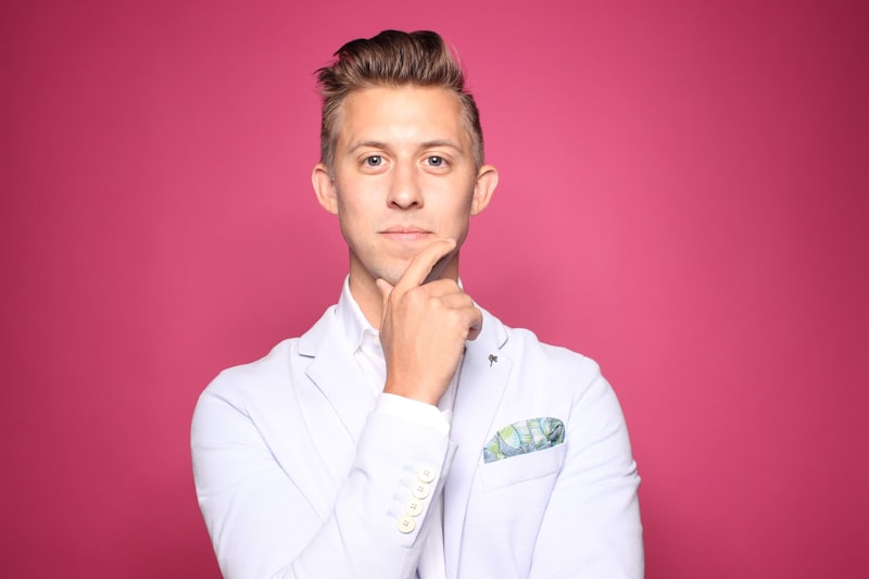 Dr. Max Turner